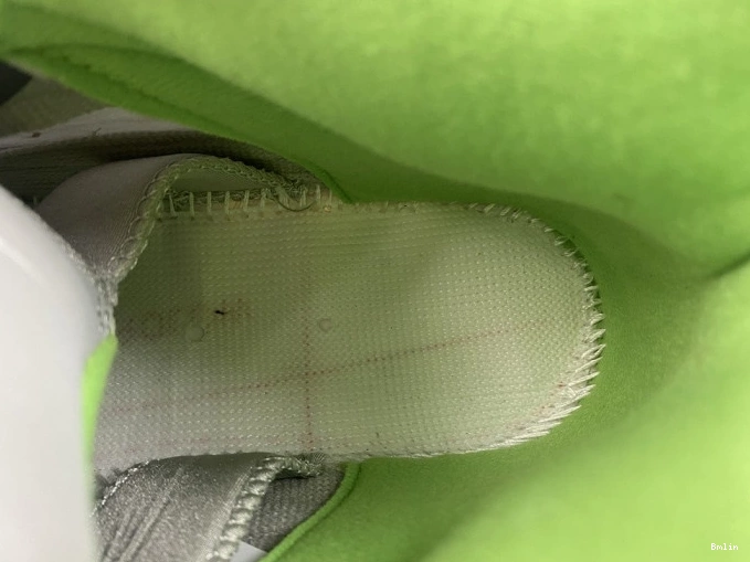 Bmlin Retro Bean (2022) Jordan DM9014-003 Green 5 0714